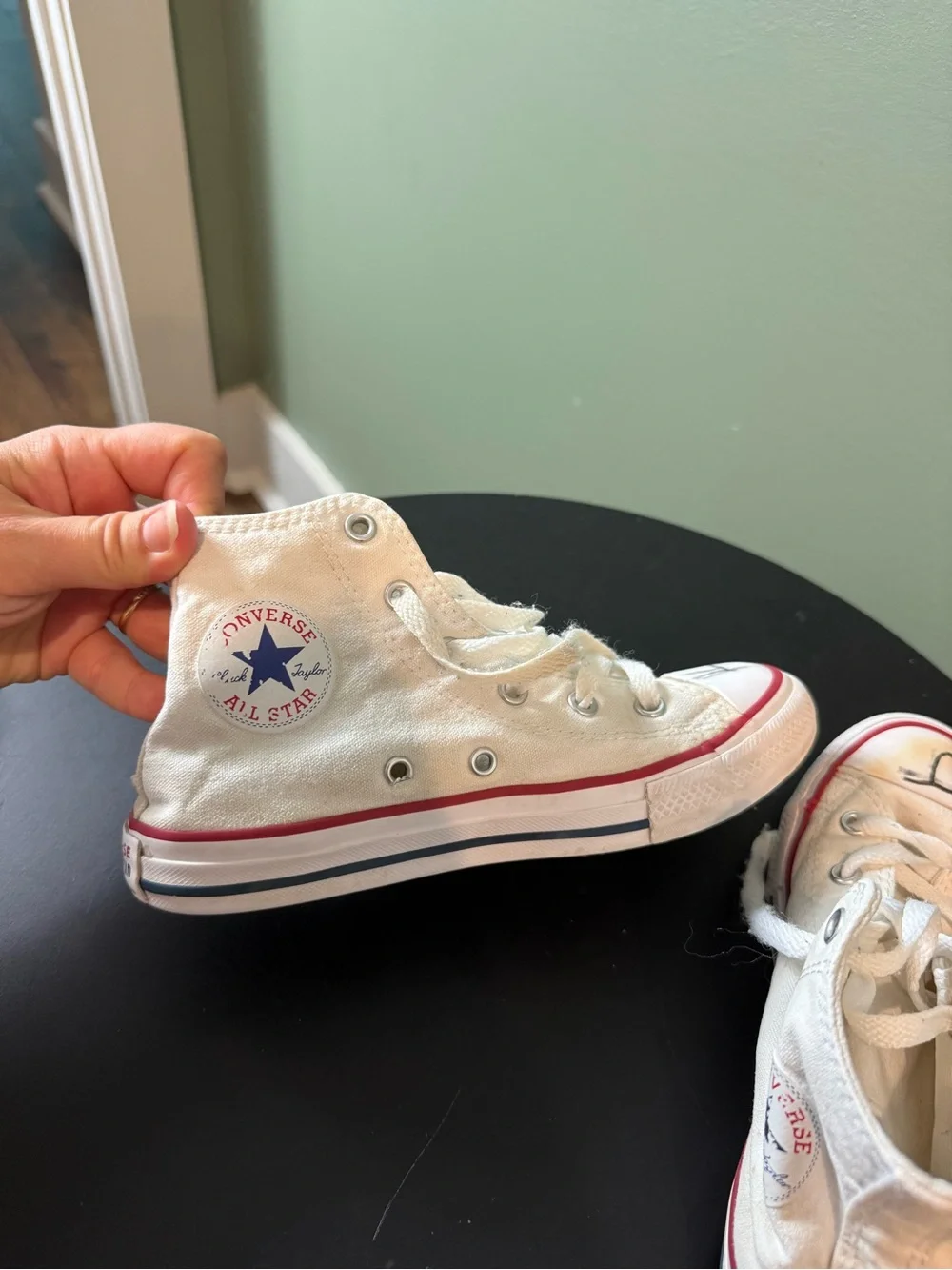 Converse youth child